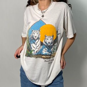 Vintage 90s Busch Gardens Zoo White Tigers Tee
